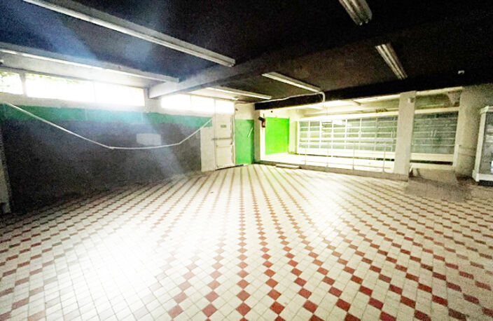 Local commercial  462 m2 — photo 3