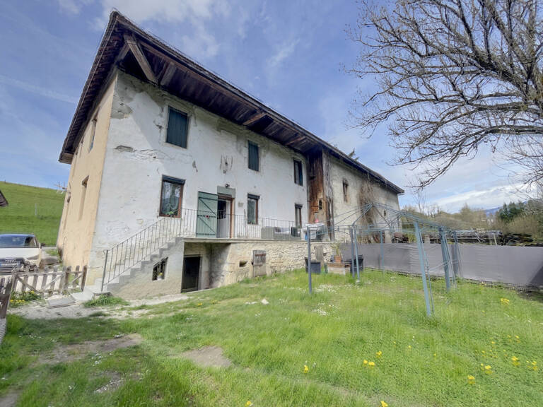 Hauteurs d'Aix, 8 km, à Saint-Ours, appartements à acheter — photo 1