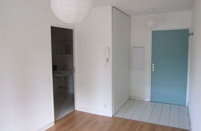 location appartement 475 € CC /mois à proximité de Les Martres-de-Veyre (63730)
