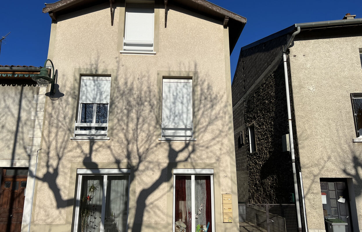 immeuble  pièces 140 m2 à vendre à Mornant (69440)