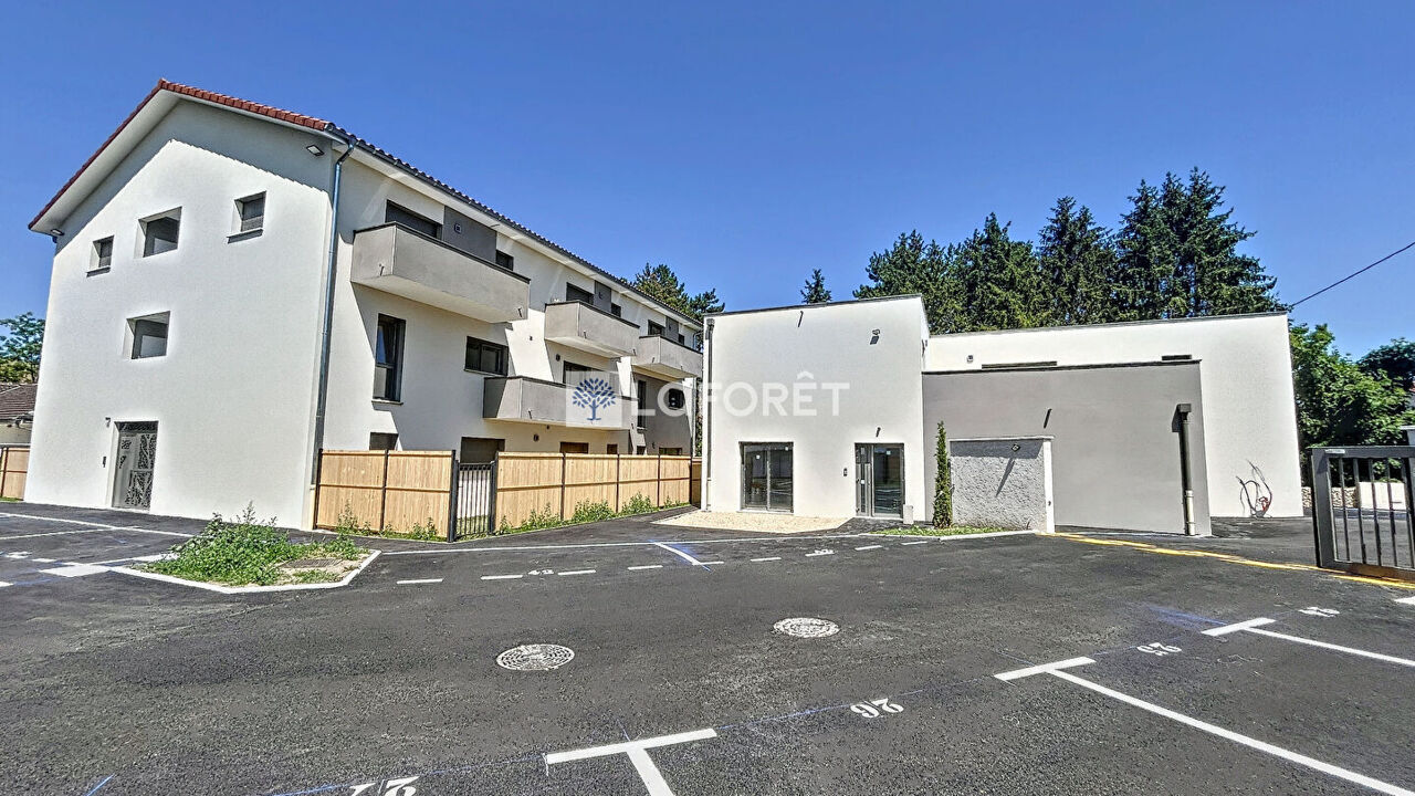 appartement 4 pièces 71 m2 à louer à Bourgoin-Jallieu (38300)