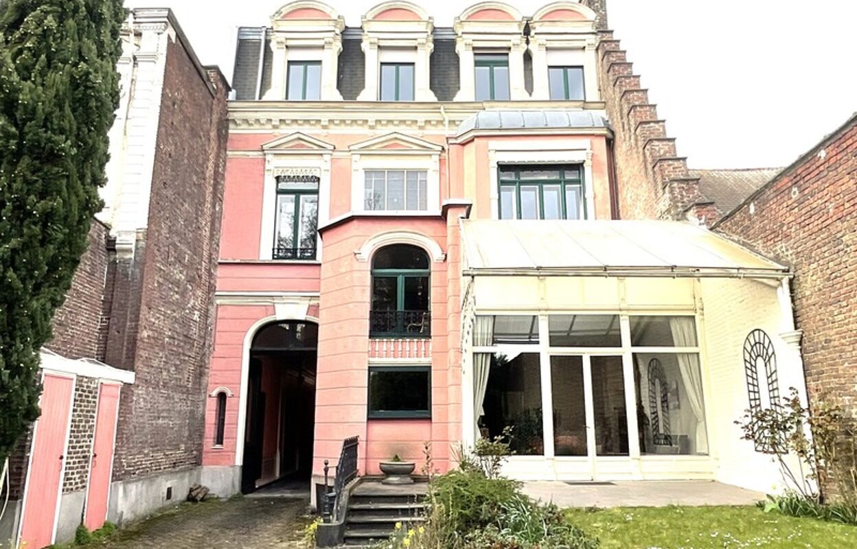 maison 11 pièces 385 m2 à vendre à Roubaix (59100)