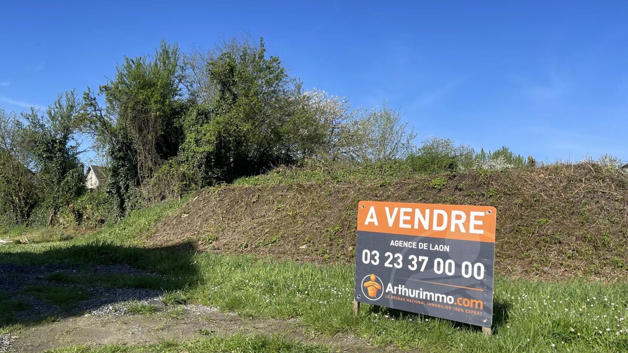 terrain  pièces 611 m2 à vendre à Braye-en-Laonnois (02000)