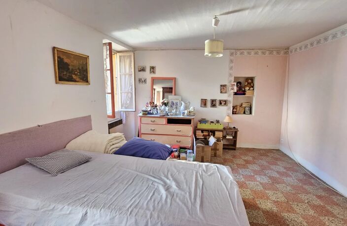 APPARTEMENT 2 PIECES - CAVE & JARDIN — photo 5