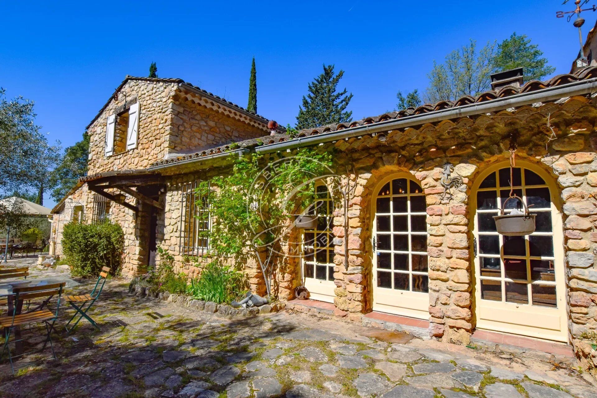 Villa / Maison  à vendre Lorgues 83510