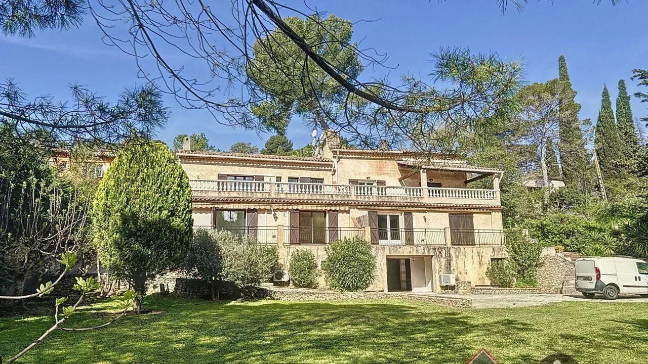 maison 11 pièces 320 m2 à vendre à Mougins (06250)