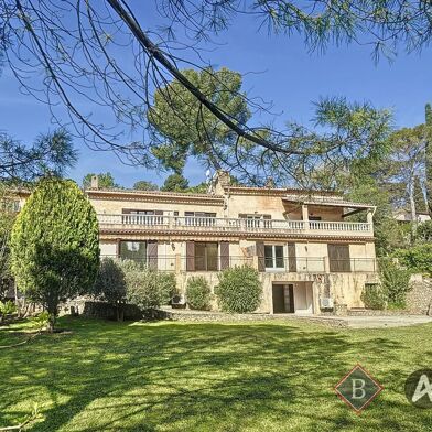 Maison 11 pièces 1080000 €