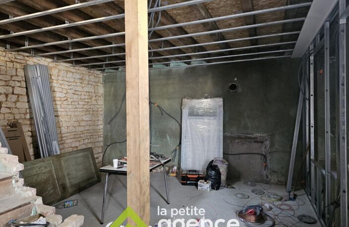 SAINT DENIS DE PALIN : Maison à terminer de rénover sur terr — photo 5