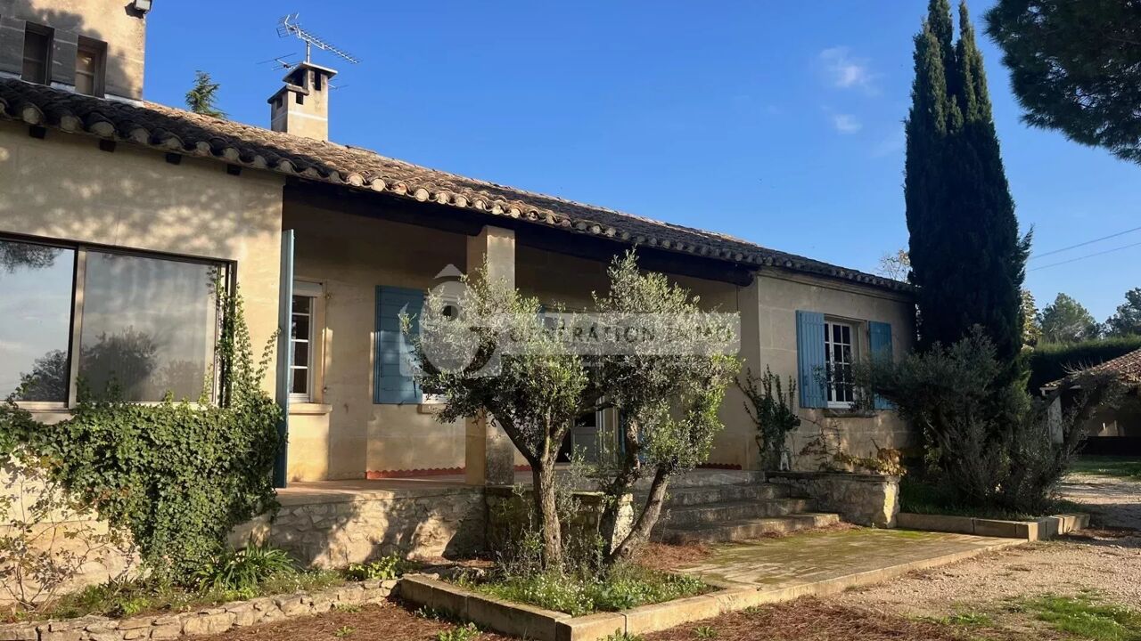 maison 10 pièces 160 m2 à vendre à Fontvieille (13990)