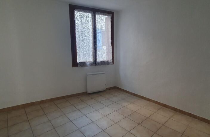 Maison de village composée de 3 logements et 1 atelier - — photo 4