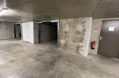 vente garage 13 990 € à proximité de Saint-Étienne (42)