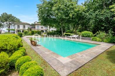 Maison 11 pièces 14600 €