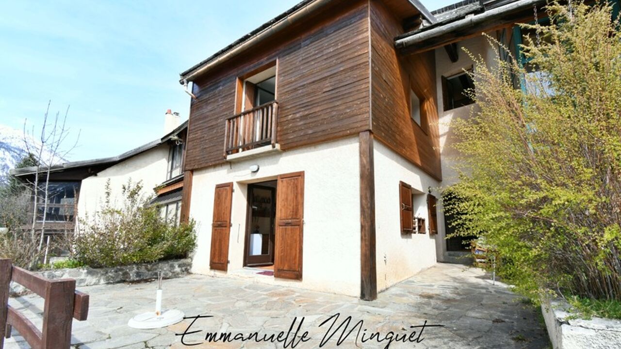 maison 6 pièces 194 m2 à vendre à La Salle-les-Alpes (05240)