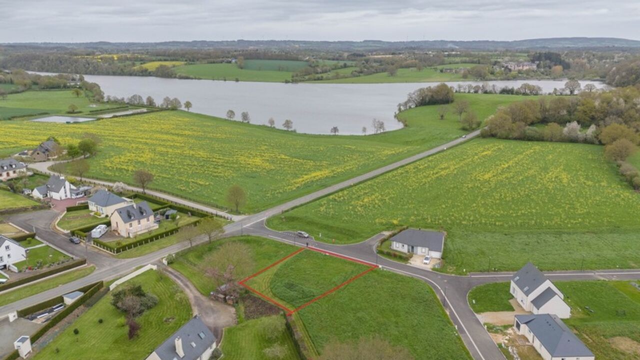 terrain  pièces 755 m2 à vendre à Mayenne (53100)