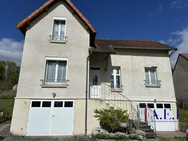 Maison T 5 sur sous-sol total 2 garages sur un terrain de 1350m? — photo du bien