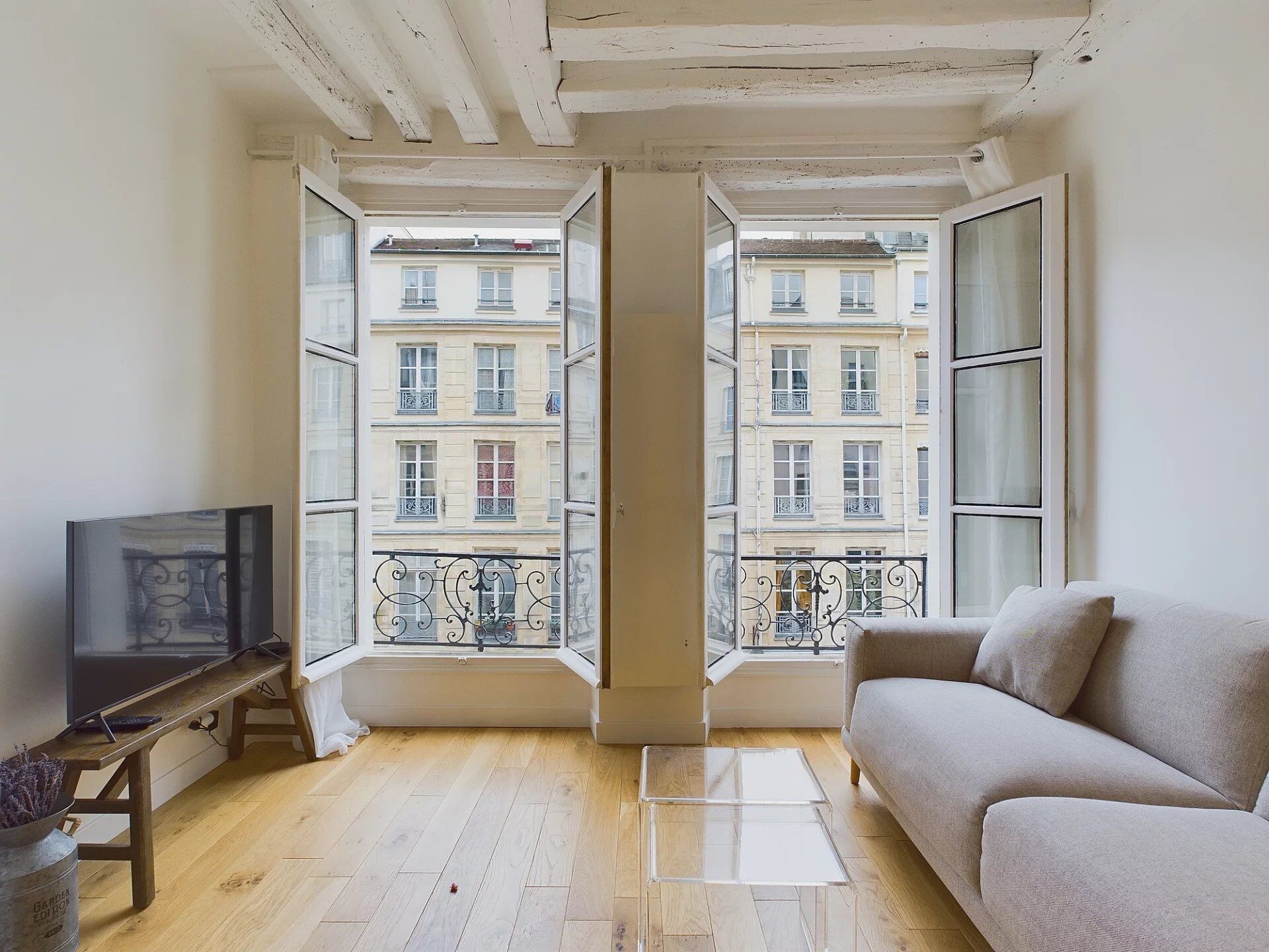Appartement a louer paris-1er-arrondissement - 3 pièce(s) - 74 m2 - Surfyn
