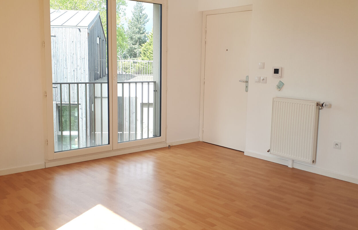 appartement 1 pièces 29 m2 à louer à Sainte-Geneviève-des-Bois (91700)