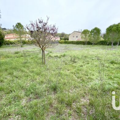 Terrain 1524 m²