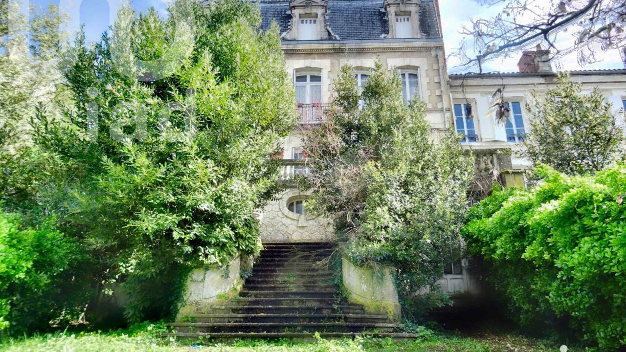 maison 12 pièces 280 m2 à vendre à Angoulême (16000)