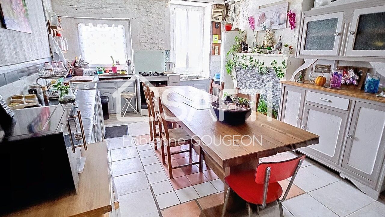 maison 3 pièces 78 m2 à vendre à Jussas (17130)