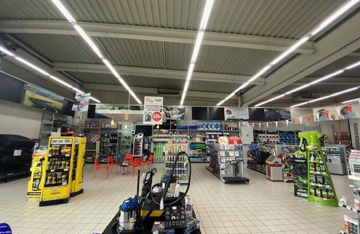DROIT AU BAIL ZONE COMMERCIALE JACOU — photo 3