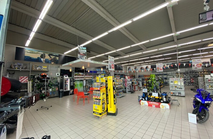 DROIT AU BAIL ZONE COMMERCIALE JACOU — photo 4