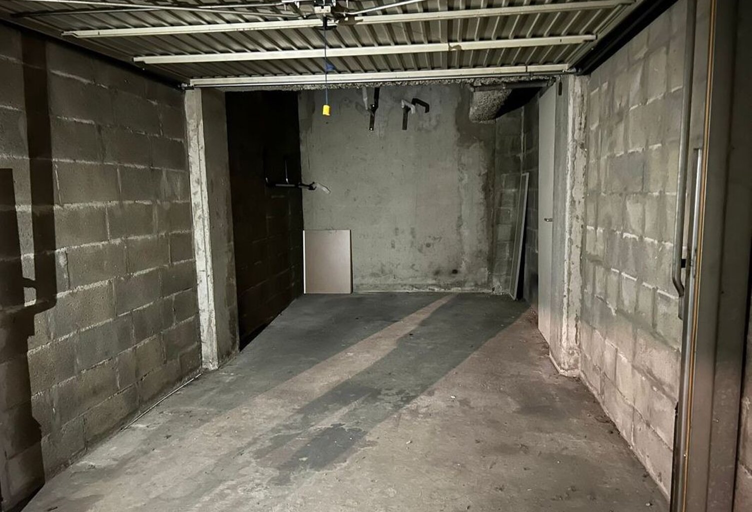 Parking — photo 1