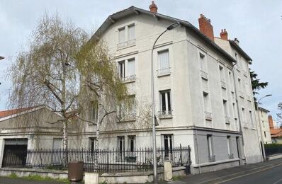 location appartement 1 050 € CC /mois à proximité de La Roche-Noire (63800)