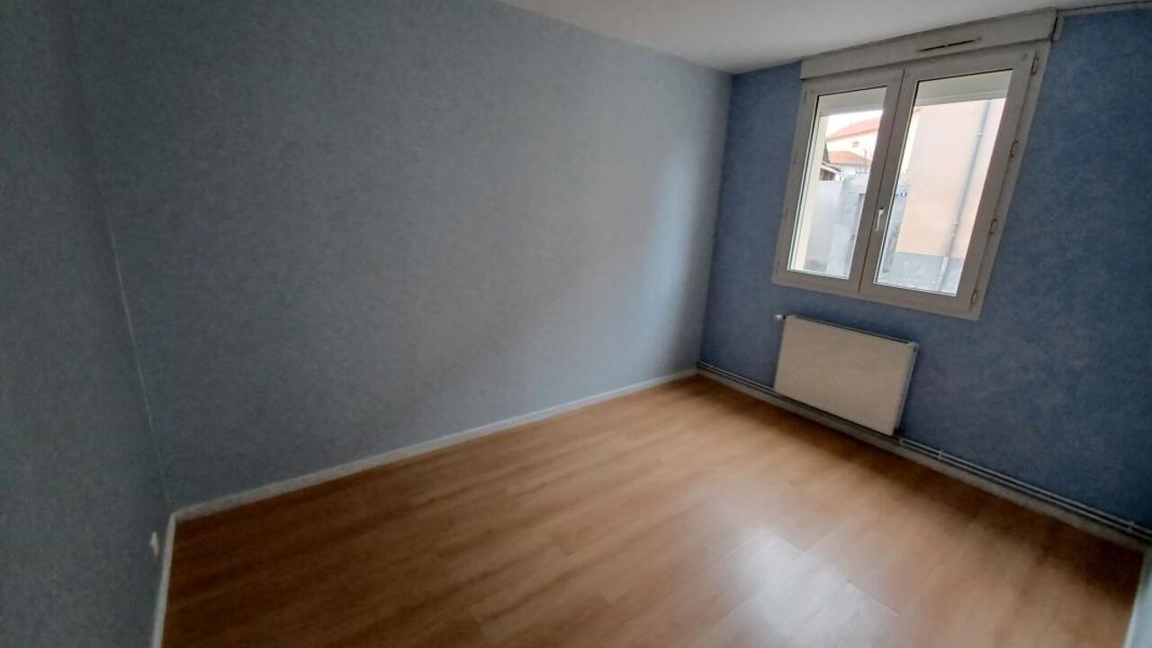 appartement 3 pièces 74 m2 à louer à Aulnat (63510)