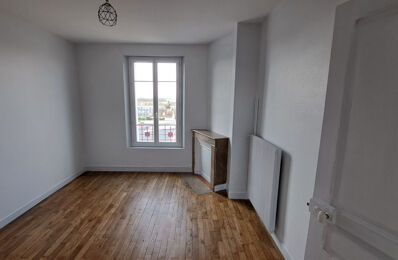 location appartement 720 € CC /mois à proximité de Villers-Saint-Frambourg-Ognon (60810)