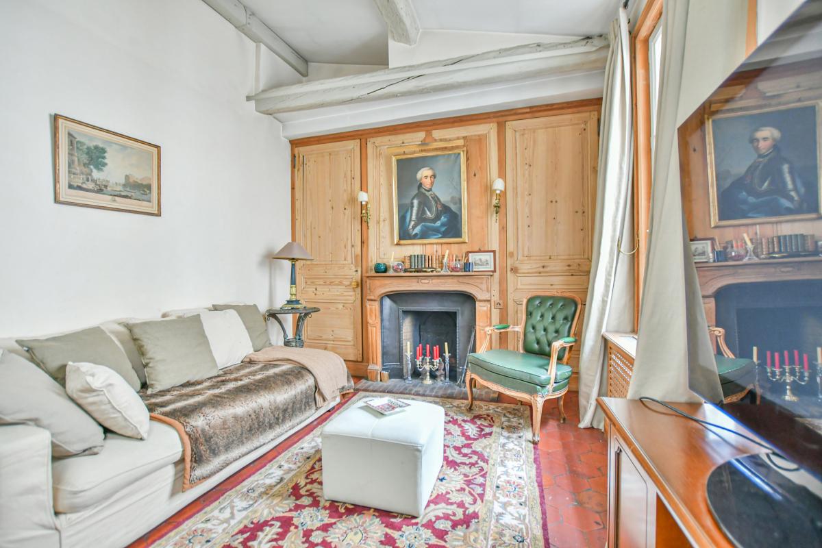 Appartement a louer paris-4e-arrondissement - 3 pièce(s) - 68 m2 - Surfyn