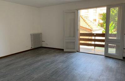 location appartement 730 € CC /mois à proximité de Castelsarrasin (82100)