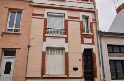 vente maison 178 500 € à proximité de La Chapelle (03300)