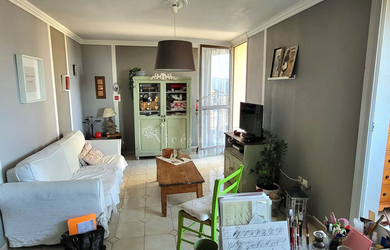 appartement 3 pièces 65 m2 à vendre à Carros (06510)