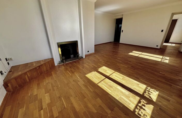 Duplex, 3 chambres, 2 SDB, centre ville, expo Sud — photo 3