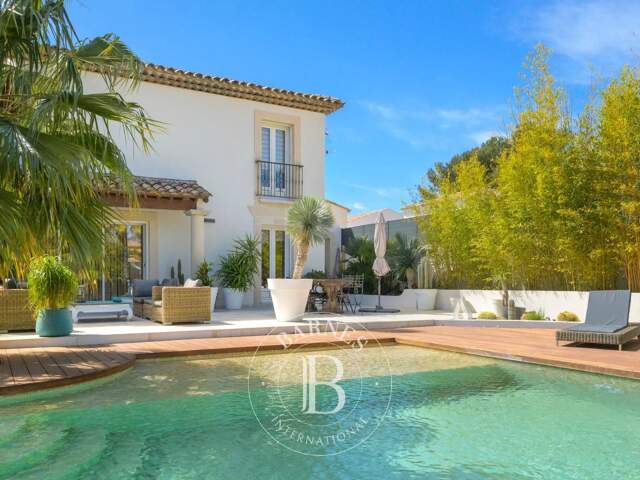VENTE - ALLAUCH BON RENCONTRE - MAISON AVEC PISCINE ET JARDIN — photo du bien