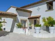 VENTE - ALLAUCH BON RENCONTRE - MAISON AVEC PISCINE ET JARDIN — photo 2