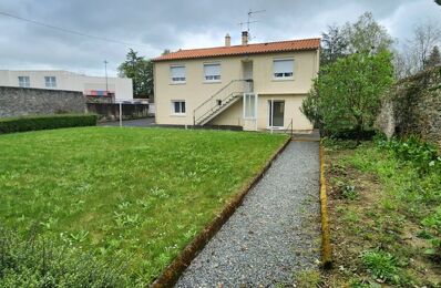 vente maison 153 700 € à proximité de La Forêt-sur-Sèvre (79380)