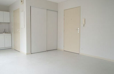 location appartement 430 € CC /mois à proximité de Bécon-les-Granits (49370)