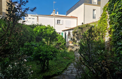 vente maison 890 000 € à proximité de Brem-sur-Mer (85470)