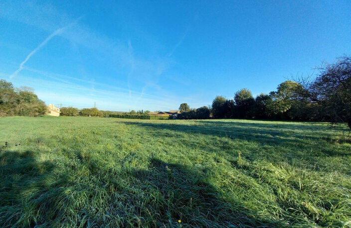 Terrain constructible de 6090m2 sur SAINT POMPAIN — photo 2