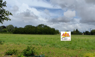 Terrain  981 m² à vendre à Rives-d'Autise (85420)