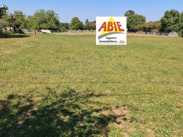 Terrain Constructible proche Benet de 940m2 — photo 1