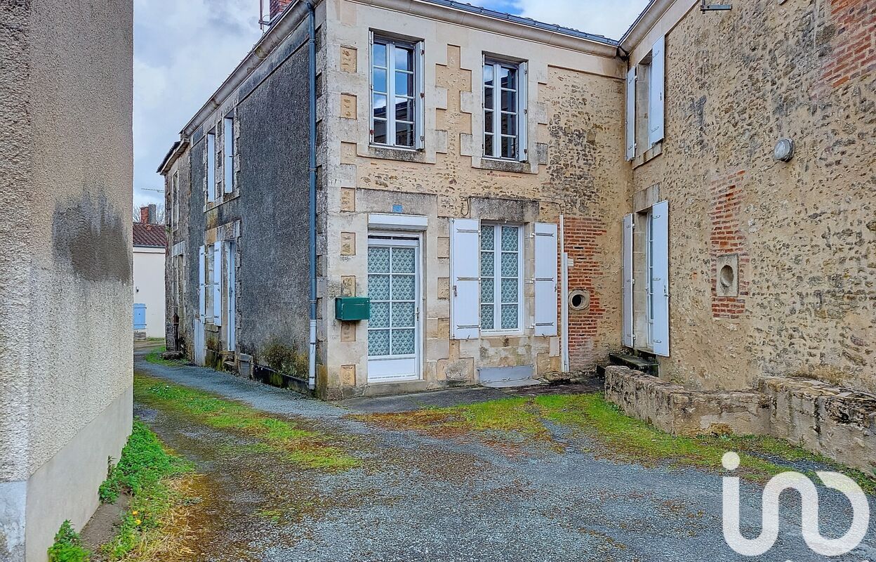 maison 5 pièces 100 m2 à vendre à Sigournais (85110)