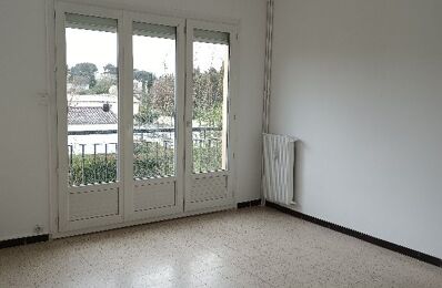 location appartement 804 € CC /mois à proximité de Saint-Cannat (13760)