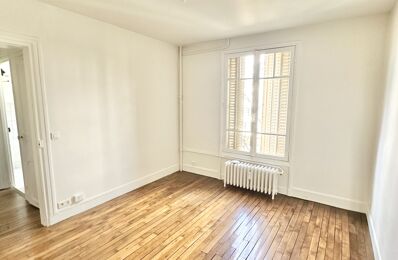 location appartement 658 € CC /mois à proximité de Courbevoie (92400)