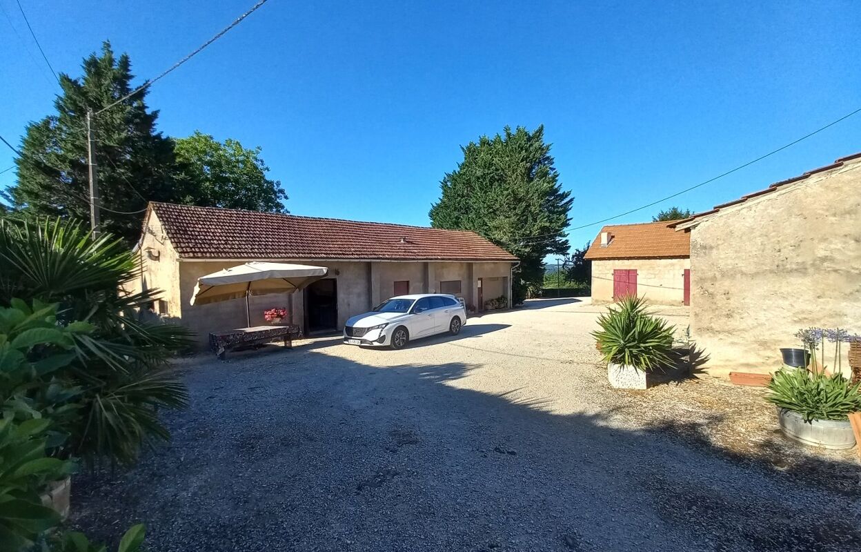 maison 8 pièces 160 m2 à vendre à Rouffignac-Saint-Cernin-de-Reilhac (24580)