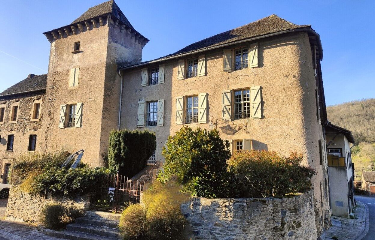 maison 14 pièces 375 m2 à vendre à Prévinquières (12350)