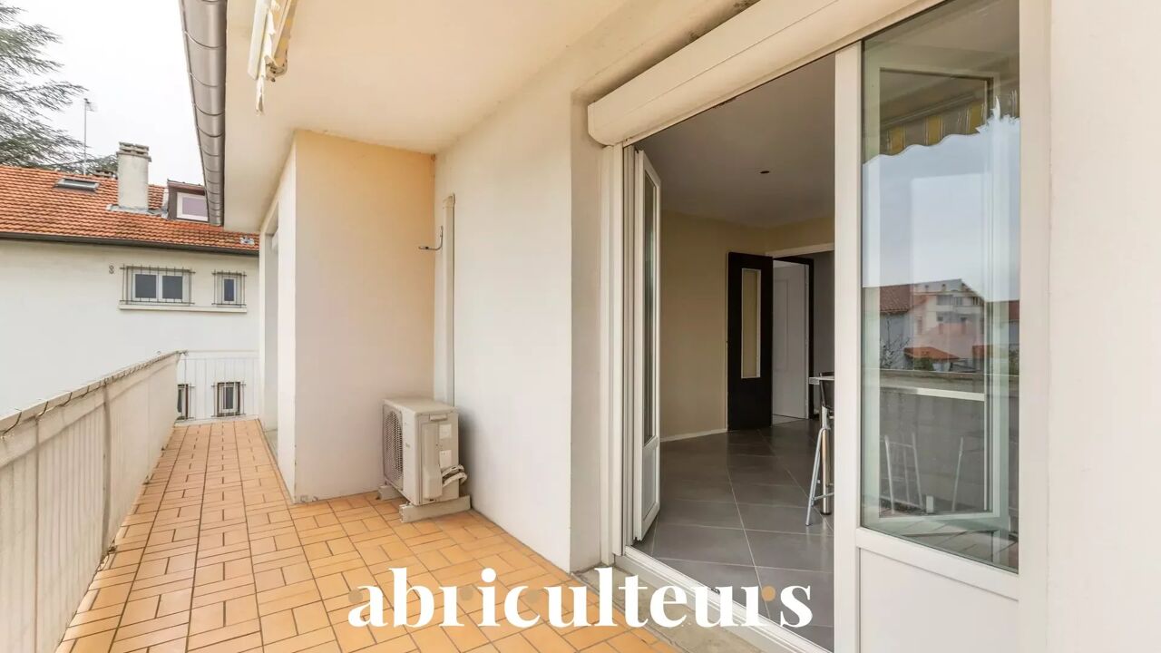 appartement 5 pièces 100 m2 à vendre à Décines-Charpieu (69150)