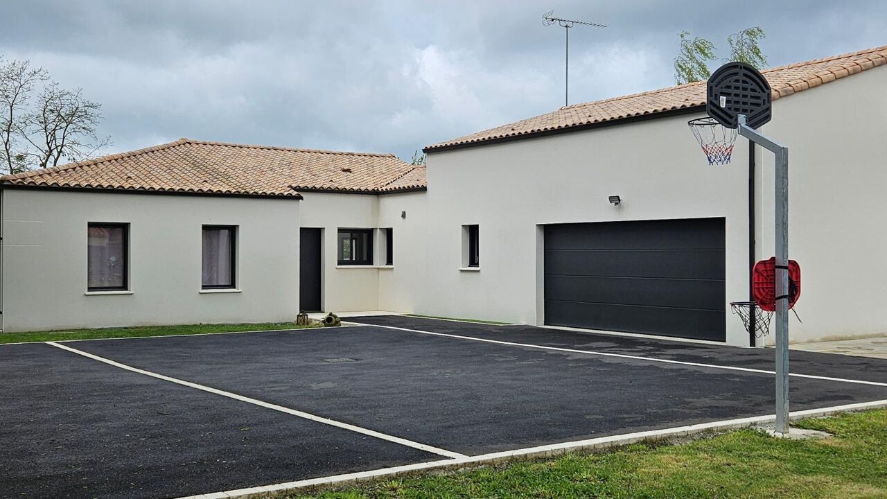 maison 5 pièces 140 m2 à vendre à La Roche-sur-Yon (85000)